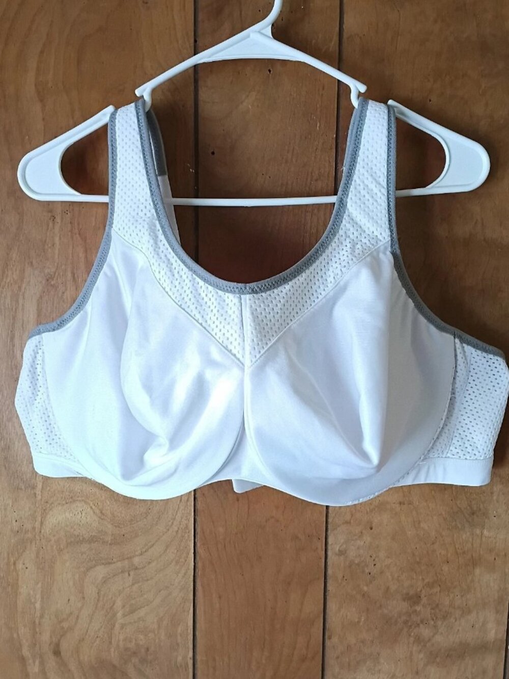 Glamorise Sport Bra 46C White High Impact Wireless Back Closure New Unworn